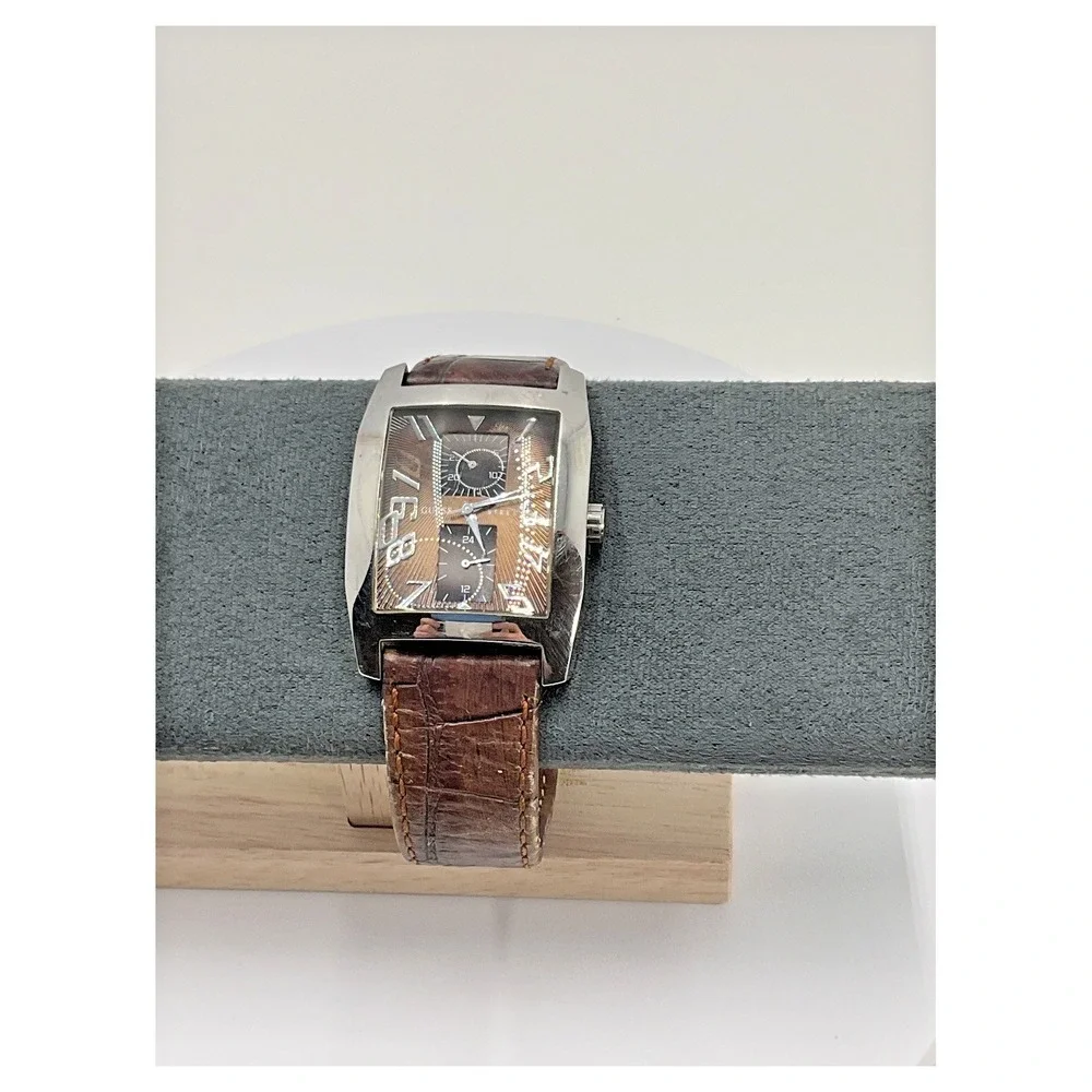 Guess Steel Series‎ Men's Wristwatch Brown Leather Strap